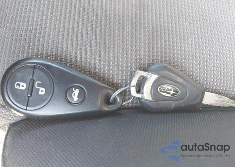 2005 Subaru Outback 2.5Xt из США, поврежденный, VIN 4S4BP68C754325052